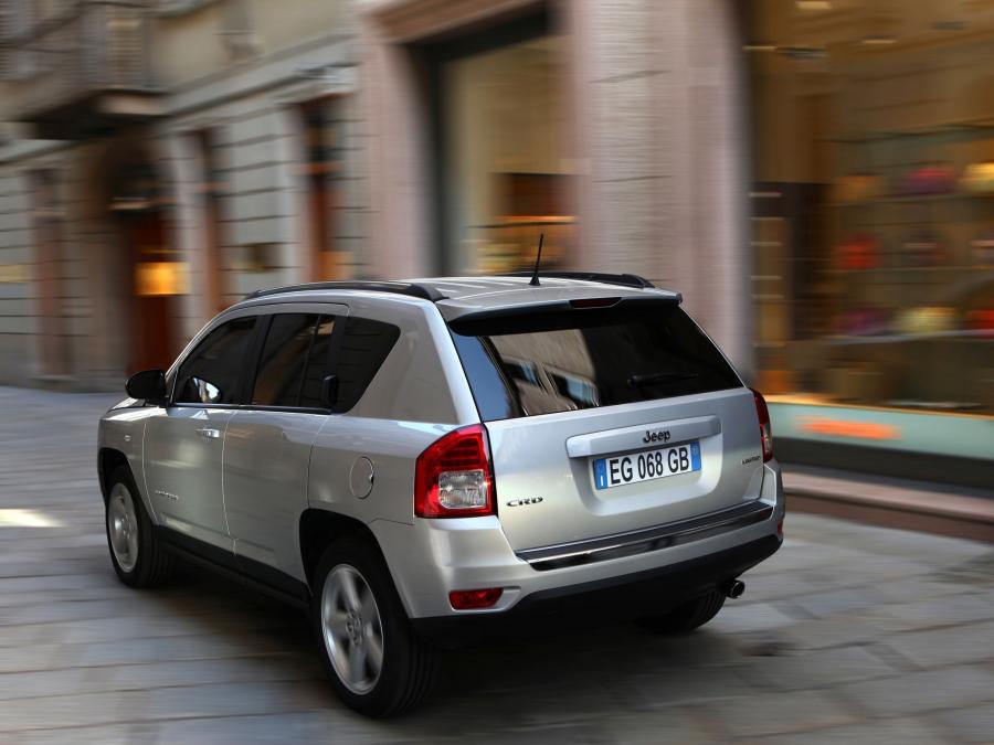  Jeep Compass 2011 года  (EU) (фото 9 из 15)